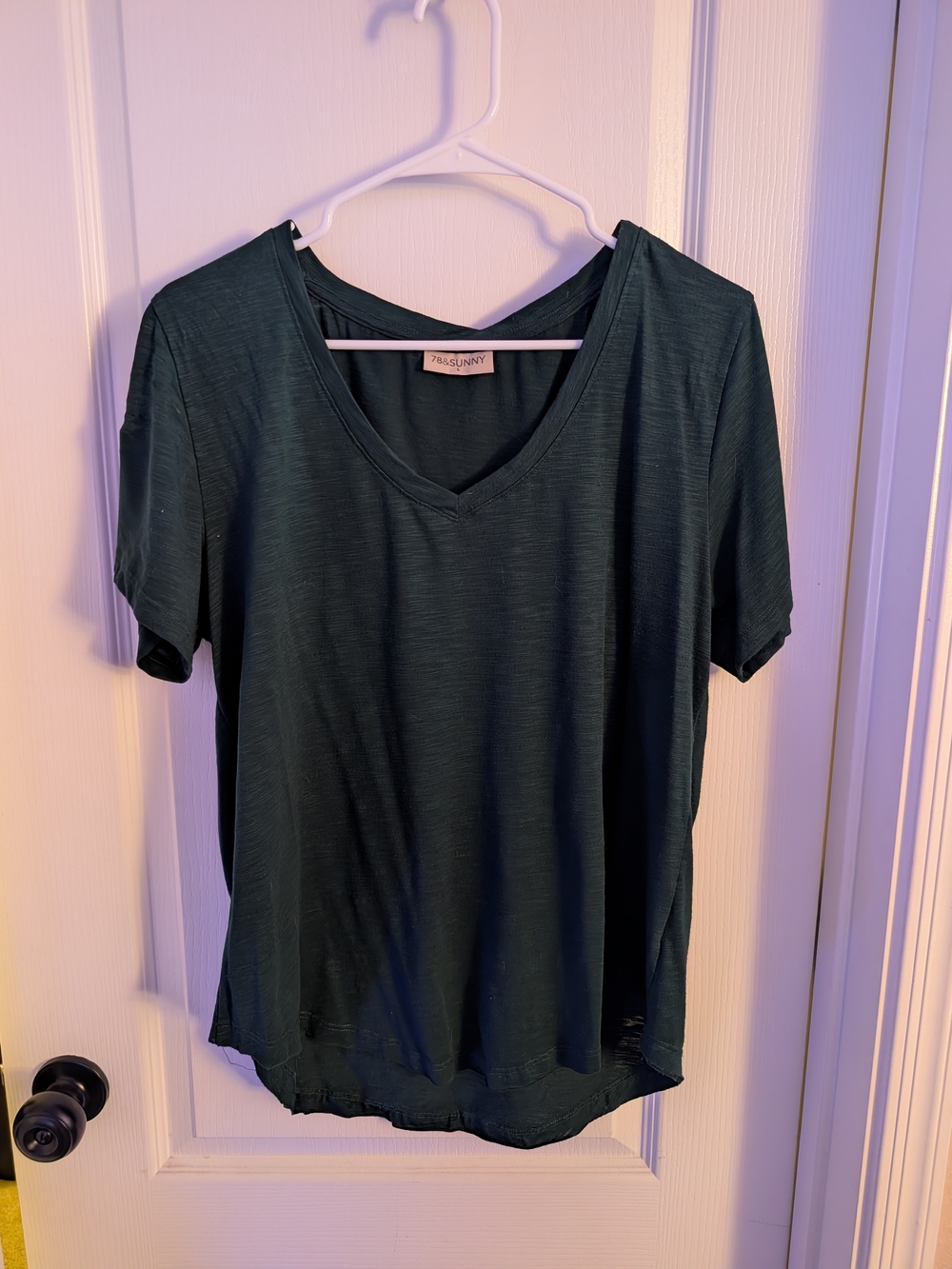 78&Sunny Everyday V-Neck Short Sleeve Tee — Dark Green